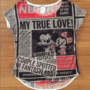 Disney Parks Newspaper Tee Small